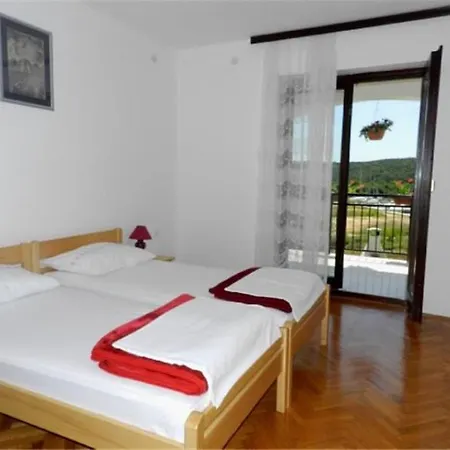Apartment Lana